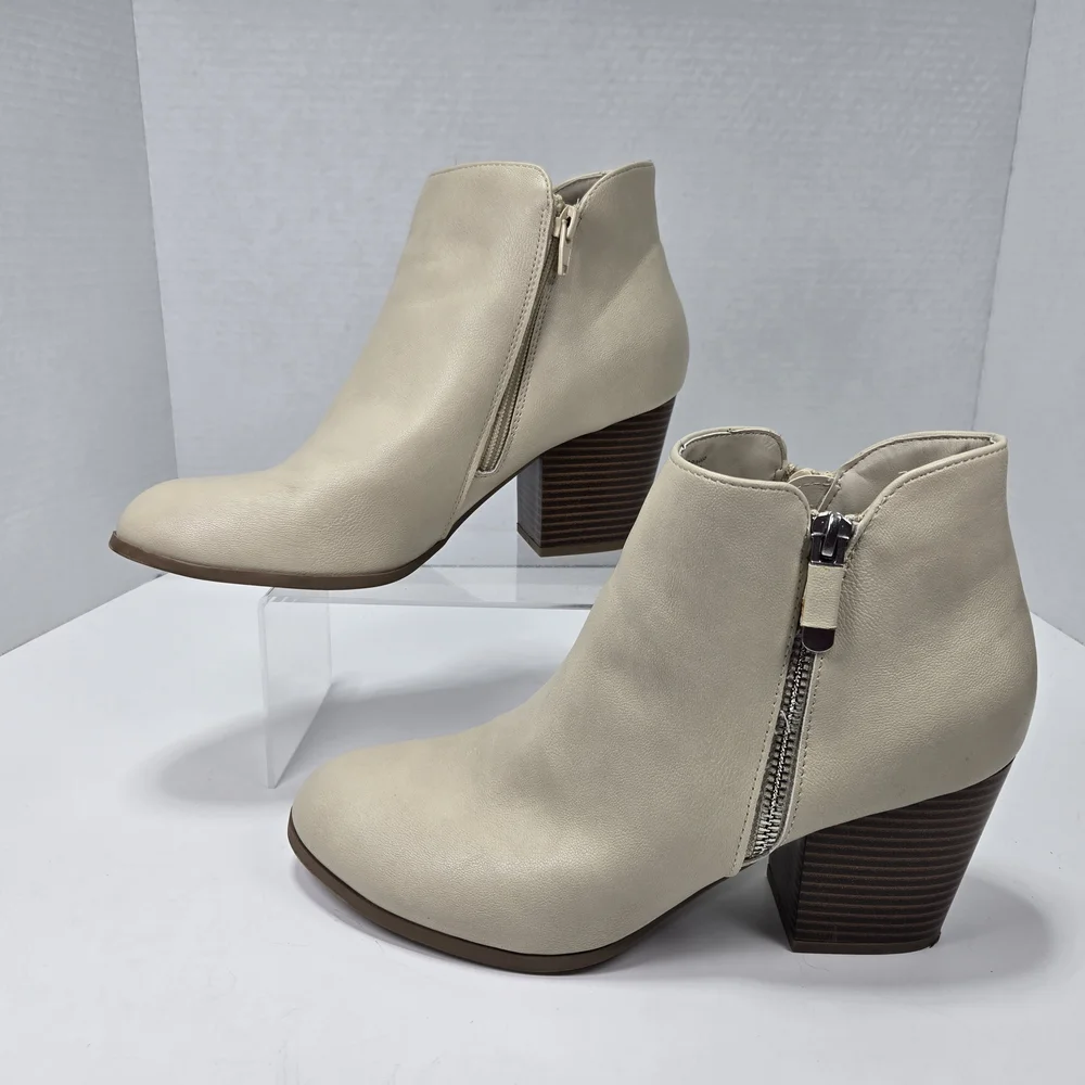 Style & Co. Masrinaa Beige Block-heel Zipper Ankle Boots Booties Women's Size 9M